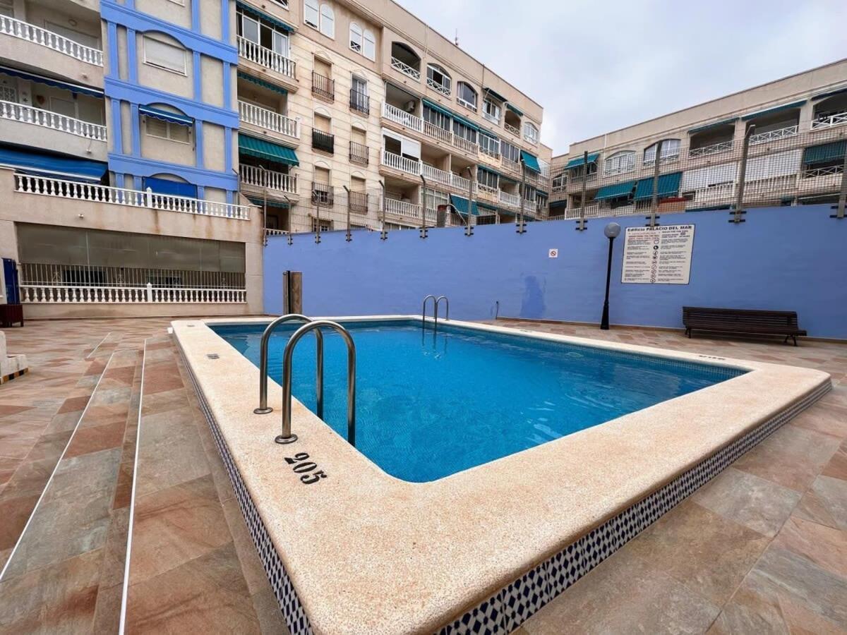 Welcoming Seafront Apartment Tv15 Torrevieja Buitenkant foto
